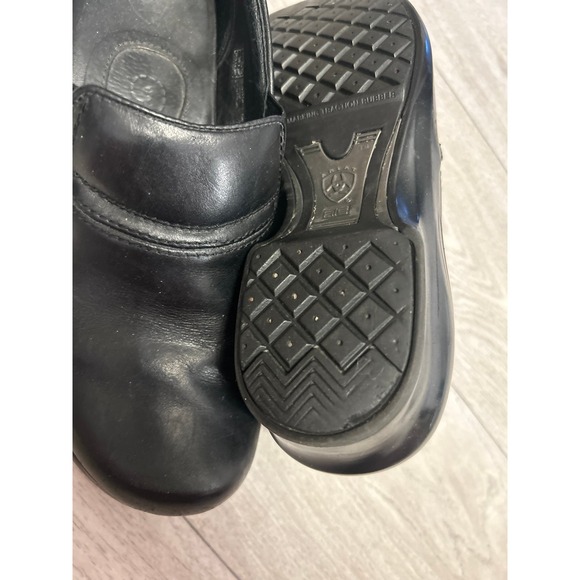 Ariat nursing shoes - Picture 5 of 5